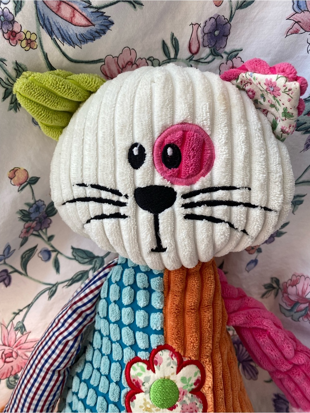 Gund Studio G size 8 - Patchwork Plush Cat Toy